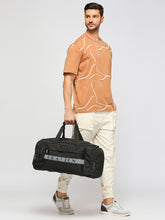 Load image into Gallery viewer, CRAYTON Unisex Black Travel Duffel Bag