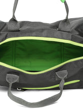 Load image into Gallery viewer, Crayton Duffel Gym Bag in Grey and Green