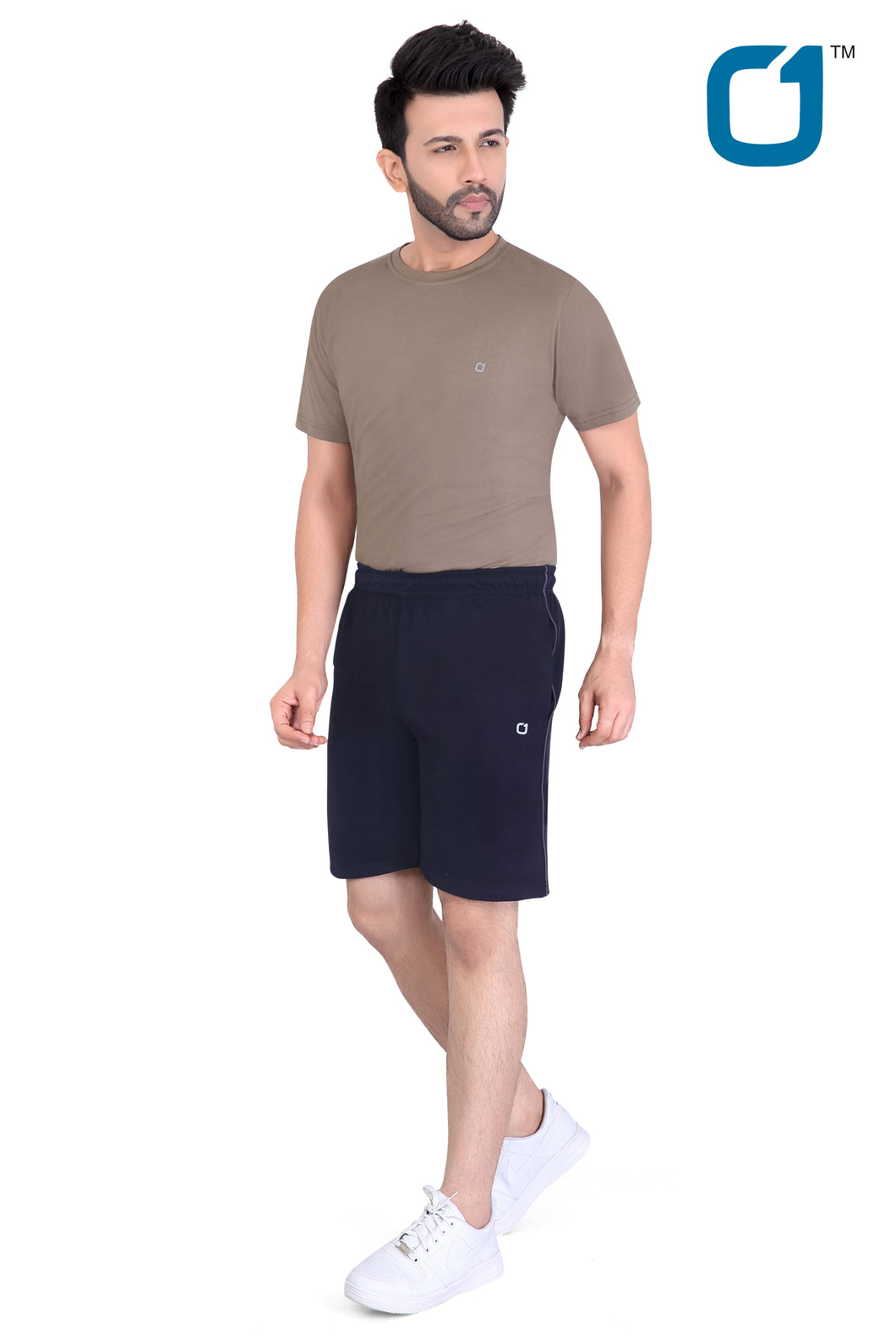 Zerone Navy Blue solid mid-rise regular shorts, has 2 pockets, and drawstring closure