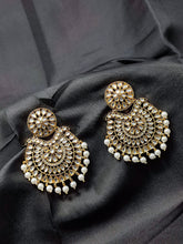 Load image into Gallery viewer, Crayton Gold and White Contemporary Jhumkas Gold Platted with Artificial Beads Earring
